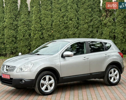 Серый Ниссан Кашкай, объемом двигателя 1.6 л и пробегом 250 тыс. км за 7750 $, фото 3 на Automoto.ua