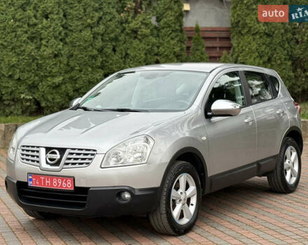 Серый Ниссан Кашкай, объемом двигателя 1.6 л и пробегом 250 тыс. км за 7750 $, фото 2 на Automoto.ua