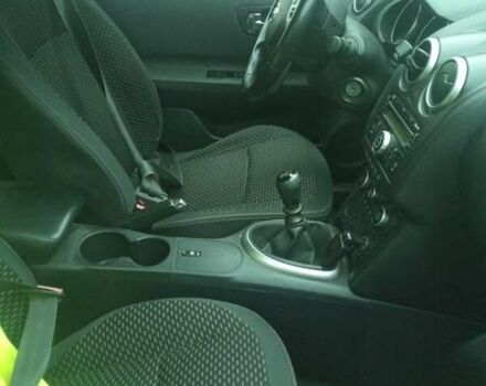 Сірий Ніссан Кашкай, об'ємом двигуна 1.5 л та пробігом 255 тис. км за 8000 $, фото 1 на Automoto.ua