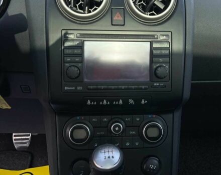 Сірий Ніссан Кашкай, об'ємом двигуна 2 л та пробігом 245 тис. км за 10100 $, фото 13 на Automoto.ua