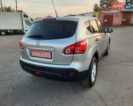 Серый Ниссан Кашкай, объемом двигателя 2 л и пробегом 188 тыс. км за 9300 $, фото 6 на Automoto.ua