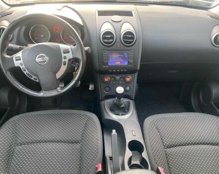 Серый Ниссан Кашкай, объемом двигателя 2 л и пробегом 245 тыс. км за 9600 $, фото 7 на Automoto.ua