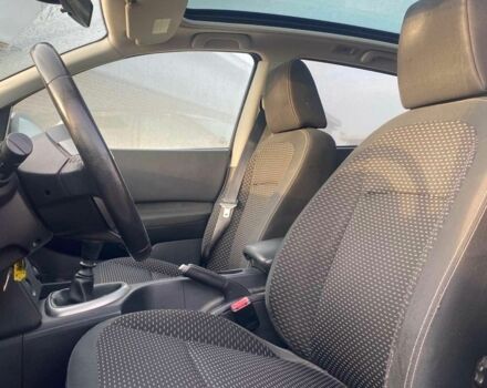 Серый Ниссан Кашкай, объемом двигателя 2 л и пробегом 245 тыс. км за 9600 $, фото 9 на Automoto.ua