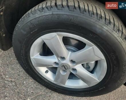 Серый Ниссан Кашкай, объемом двигателя 2 л и пробегом 188 тыс. км за 9300 $, фото 91 на Automoto.ua