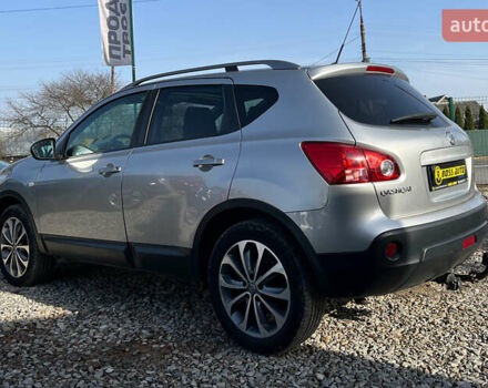 Сірий Ніссан Кашкай, об'ємом двигуна 2 л та пробігом 245 тис. км за 10100 $, фото 4 на Automoto.ua