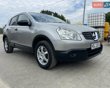 Серый Ниссан Кашкай, объемом двигателя 1.6 л и пробегом 176 тыс. км за 10700 $, фото 2 на Automoto.ua