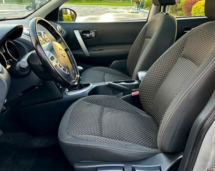 Сірий Ніссан Кашкай, об'ємом двигуна 1.5 л та пробігом 171 тис. км за 8999 $, фото 5 на Automoto.ua