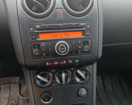 Серый Ниссан Кашкай, объемом двигателя 1.46 л и пробегом 238 тыс. км за 8500 $, фото 7 на Automoto.ua