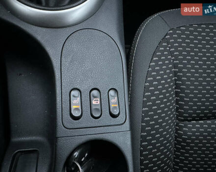 Сірий Ніссан Кашкай, об'ємом двигуна 1.5 л та пробігом 221 тис. км за 9300 $, фото 44 на Automoto.ua