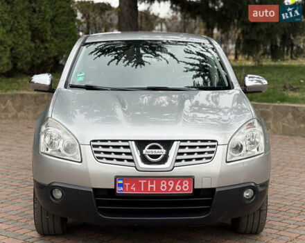Сірий Ніссан Кашкай, об'ємом двигуна 1.6 л та пробігом 250 тис. км за 8400 $, фото 2 на Automoto.ua