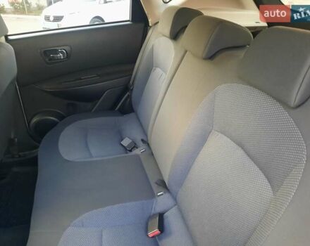 Серый Ниссан Кашкай, объемом двигателя 2 л и пробегом 188 тыс. км за 9300 $, фото 62 на Automoto.ua