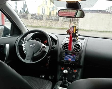 Серый Ниссан Кашкай, объемом двигателя 2 л и пробегом 230 тыс. км за 8898 $, фото 6 на Automoto.ua