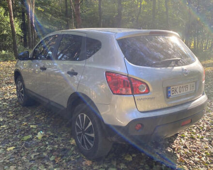 Сірий Ніссан Кашкай, об'ємом двигуна 1.6 л та пробігом 231 тис. км за 8000 $, фото 3 на Automoto.ua