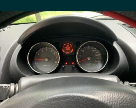 Сірий Ніссан Кашкай, об'ємом двигуна 2 л та пробігом 179 тис. км за 8000 $, фото 6 на Automoto.ua