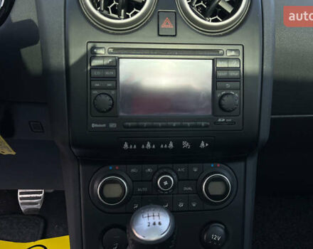 Сірий Ніссан Кашкай, об'ємом двигуна 2 л та пробігом 245 тис. км за 10100 $, фото 13 на Automoto.ua