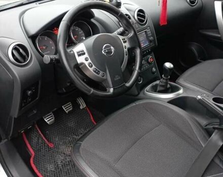 Серый Ниссан Кашкай, объемом двигателя 2 л и пробегом 230 тыс. км за 9000 $, фото 5 на Automoto.ua