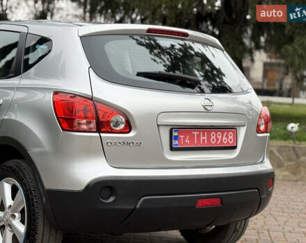 Сірий Ніссан Кашкай, об'ємом двигуна 1.6 л та пробігом 250 тис. км за 8400 $, фото 8 на Automoto.ua