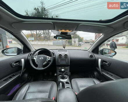 Серый Ниссан Кашкай, объемом двигателя 2 л и пробегом 170 тыс. км за 12000 $, фото 18 на Automoto.ua