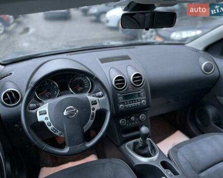 Сірий Ніссан Кашкай, об'ємом двигуна 1.5 л та пробігом 218 тис. км за 12000 $, фото 28 на Automoto.ua