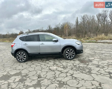 Серый Ниссан Кашкай, объемом двигателя 1.5 л и пробегом 260 тыс. км за 8950 $, фото 2 на Automoto.ua