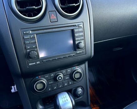 Серый Ниссан Кашкай, объемом двигателя 1.6 л и пробегом 157 тыс. км за 11250 $, фото 7 на Automoto.ua