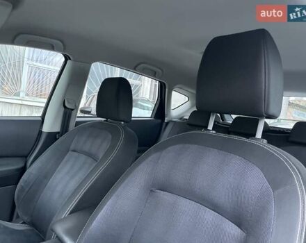 Сірий Ніссан Кашкай, об'ємом двигуна 1.5 л та пробігом 218 тис. км за 12000 $, фото 24 на Automoto.ua