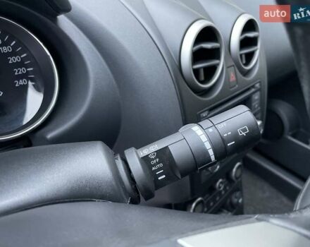Сірий Ніссан Кашкай, об'ємом двигуна 1.5 л та пробігом 218 тис. км за 12000 $, фото 18 на Automoto.ua