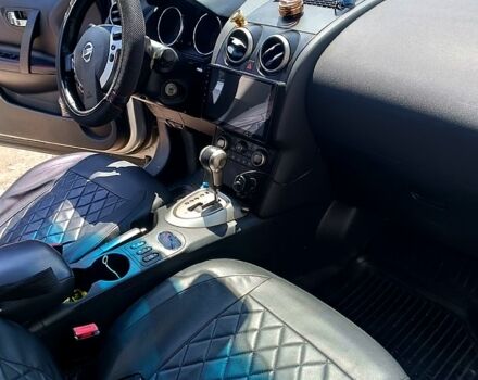 Сірий Ніссан Кашкай, об'ємом двигуна 2 л та пробігом 190 тис. км за 9500 $, фото 4 на Automoto.ua