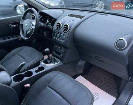 Сірий Ніссан Кашкай, об'ємом двигуна 1.5 л та пробігом 218 тис. км за 12000 $, фото 41 на Automoto.ua