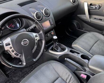 Серый Ниссан Кашкай, объемом двигателя 1.46 л и пробегом 235 тыс. км за 9000 $, фото 11 на Automoto.ua