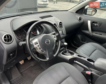 Серый Ниссан Кашкай, объемом двигателя 2 л и пробегом 186 тыс. км за 10950 $, фото 14 на Automoto.ua
