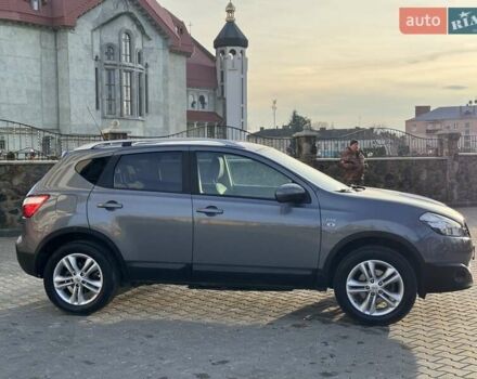 Серый Ниссан Кашкай, объемом двигателя 1.46 л и пробегом 235 тыс. км за 9000 $, фото 32 на Automoto.ua