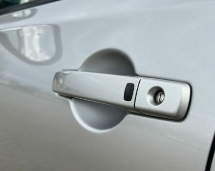 Сірий Ніссан Кашкай, об'ємом двигуна 2 л та пробігом 232 тис. км за 11450 $, фото 6 на Automoto.ua