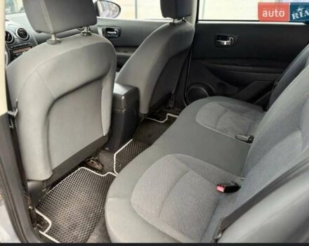 Серый Ниссан Кашкай, объемом двигателя 1.46 л и пробегом 252 тыс. км за 9500 $, фото 18 на Automoto.ua