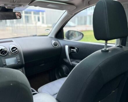 Сірий Ніссан Кашкай, об'ємом двигуна 1.6 л та пробігом 162 тис. км за 10300 $, фото 8 на Automoto.ua