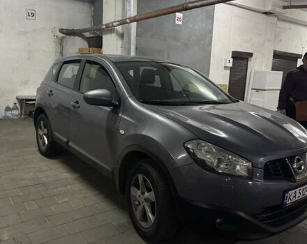Серый Ниссан Кашкай, объемом двигателя 2 л и пробегом 198 тыс. км за 10000 $, фото 1 на Automoto.ua