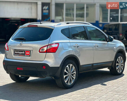 Сірий Ніссан Кашкай, об'ємом двигуна 2 л та пробігом 156 тис. км за 11440 $, фото 4 на Automoto.ua