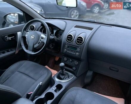 Сірий Ніссан Кашкай, об'ємом двигуна 1.5 л та пробігом 218 тис. км за 12000 $, фото 37 на Automoto.ua