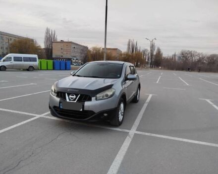 Серый Ниссан Кашкай, объемом двигателя 1.5 л и пробегом 250 тыс. км за 9000 $, фото 3 на Automoto.ua