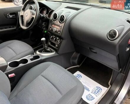 Серый Ниссан Кашкай, объемом двигателя 1.46 л и пробегом 252 тыс. км за 9500 $, фото 11 на Automoto.ua