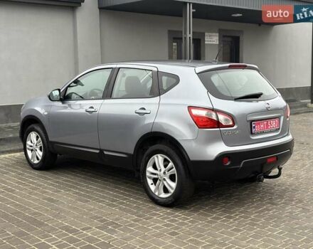 Серый Ниссан Кашкай, объемом двигателя 1.6 л и пробегом 239 тыс. км за 10300 $, фото 12 на Automoto.ua