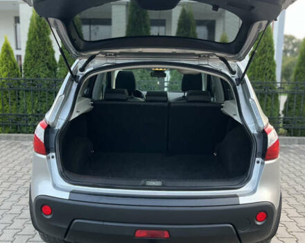 Серый Ниссан Кашкай, объемом двигателя 1.46 л и пробегом 188 тыс. км за 10400 $, фото 28 на Automoto.ua