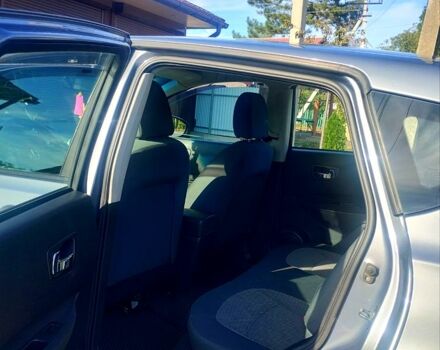 Серый Ниссан Кашкай, объемом двигателя 2 л и пробегом 211 тыс. км за 9700 $, фото 3 на Automoto.ua