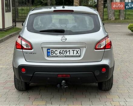 Сірий Ніссан Кашкай, об'ємом двигуна 1.6 л та пробігом 214 тис. км за 8999 $, фото 22 на Automoto.ua