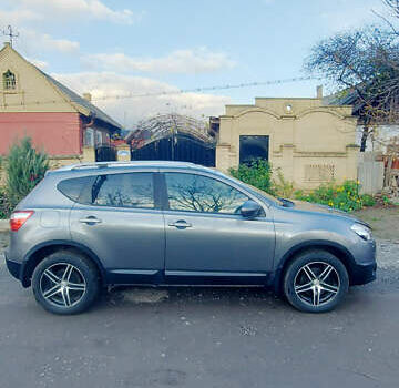 Серый Ниссан Кашкай, объемом двигателя 1.5 л и пробегом 216 тыс. км за 10600 $, фото 10 на Automoto.ua