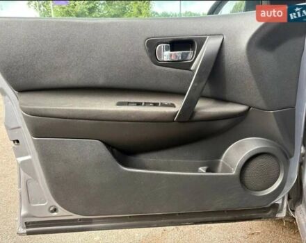 Серый Ниссан Кашкай, объемом двигателя 1.46 л и пробегом 252 тыс. км за 9500 $, фото 14 на Automoto.ua