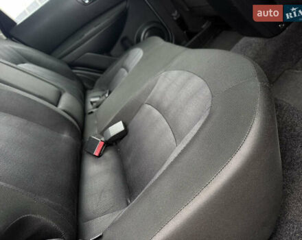 Сірий Ніссан Кашкай, об'ємом двигуна 1.5 л та пробігом 192 тис. км за 9200 $, фото 94 на Automoto.ua