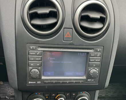 Серый Ниссан Кашкай, объемом двигателя 2 л и пробегом 170 тыс. км за 12000 $, фото 22 на Automoto.ua