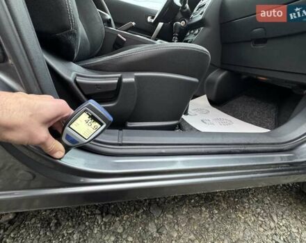 Сірий Ніссан Кашкай, об'ємом двигуна 1.5 л та пробігом 218 тис. км за 12000 $, фото 81 на Automoto.ua