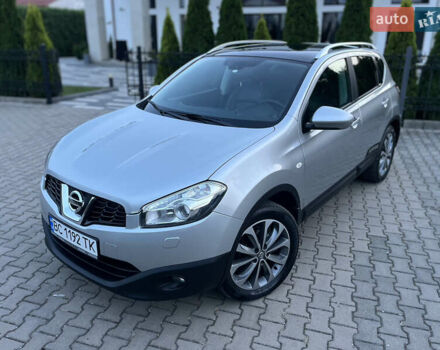 Серый Ниссан Кашкай, объемом двигателя 1.46 л и пробегом 188 тыс. км за 10400 $, фото 4 на Automoto.ua